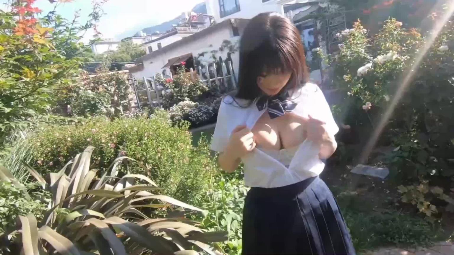 巨乳朱可儿Flower清纯少女装诱人写真