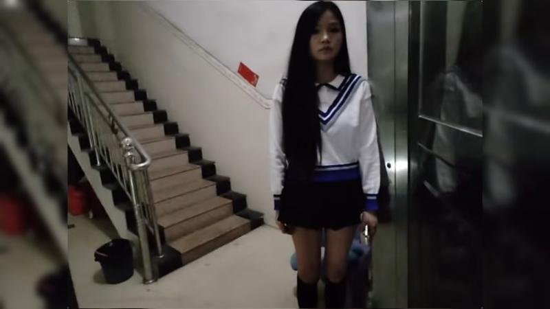 地址在广西玉林博白县饮马江二路，估计有超过50个女的在站街，这是视频开头的女孩，看上去年龄不大 没啥服务 死鱼一个