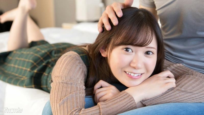 696-NONOKA-02 H / Nonoka 雪白的皮肤被轻微染成粉红色