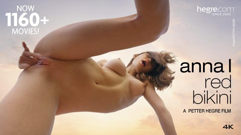 Anna L 红色比基尼