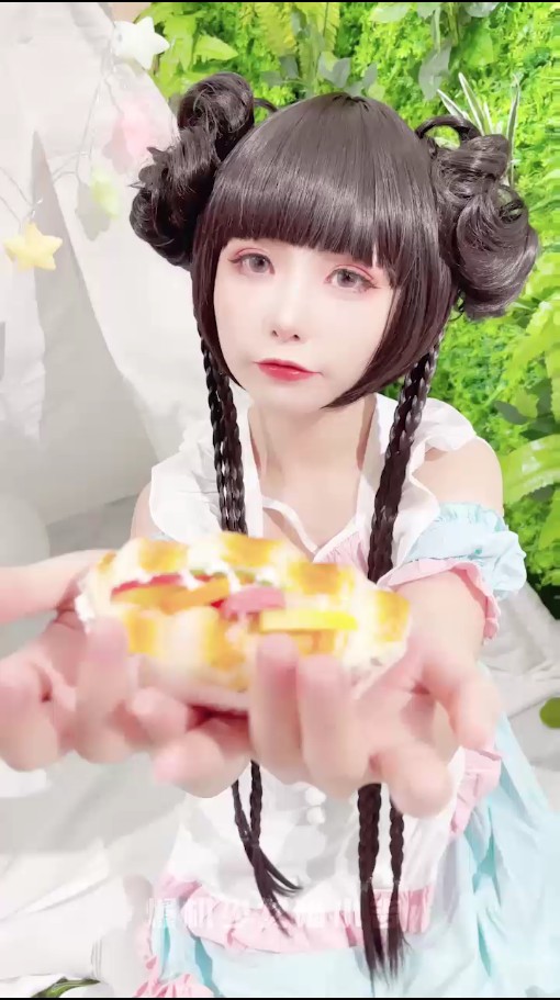 [爆.机少女喵小吉] ]=小吉的快乐野餐