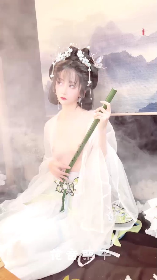 [福利姬] 花音- \栗子 苍(=]语瑶