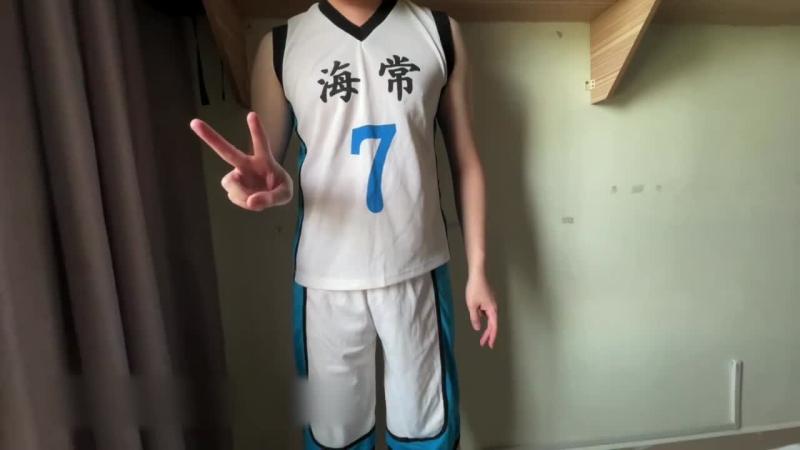 Cosplay黄濑凉太玩乳头浪叫撸管 激情自慰