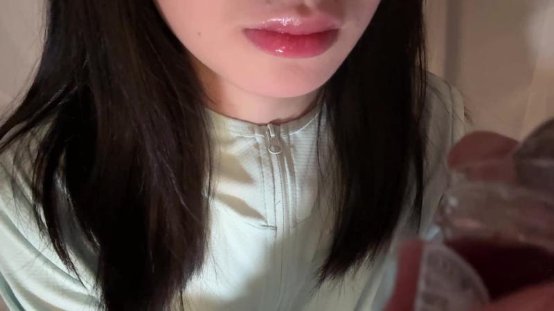 今天又变好看了 酸熘熘的草莓果酱