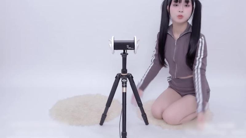 晓美 V1 灰紫色长袖运动服+短裤