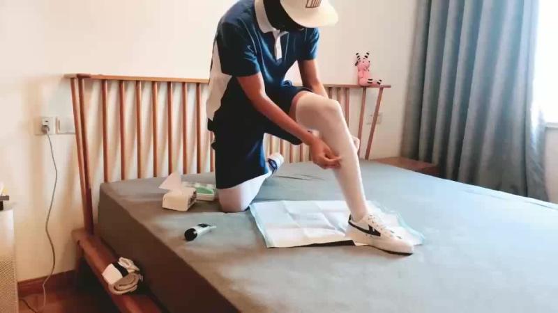 性感过膝白袜骚0自拍打飞机假屌插菊口球自慰