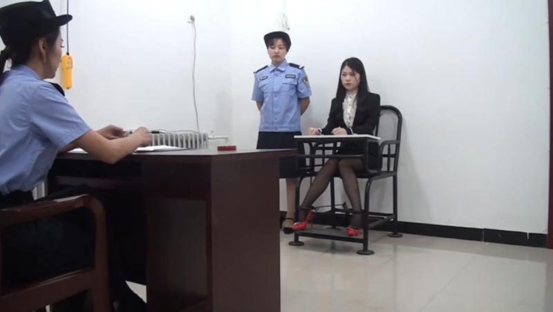 刑讯拷问女犯