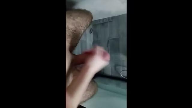 Aetyhik - 男性独乐——在浴缸里用力手淫并射精