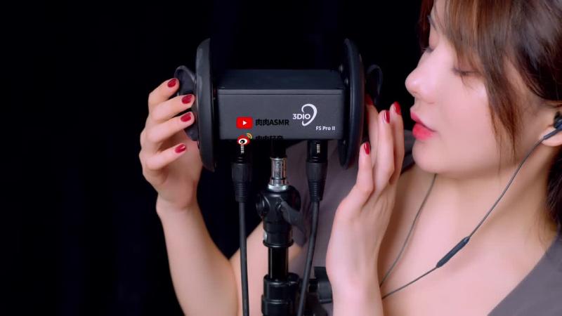 来试试夜间舔耳，助你入睡