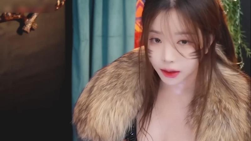 Yoonying 大衣 黑长管子