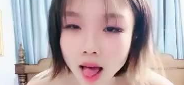发骚蜜蜂,清纯可人