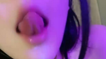 老公找两兄弟操自己老婆3p经常对白人妻超骚