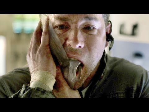 火星生物被人类唤醒，结果越“吃”越大，还钻入了宇航员口中！《异星觉醒》