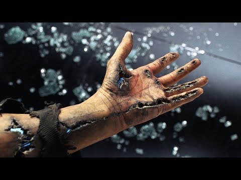 人工智能自我进化，控制机器人反叛人类，速看科幻电影《我，机器人》