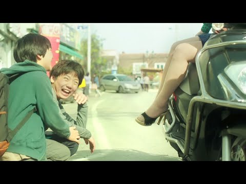 整个世界突然静止，只有三个男孩可以行动，可他们却很快绝望！《被掩盖的时间》