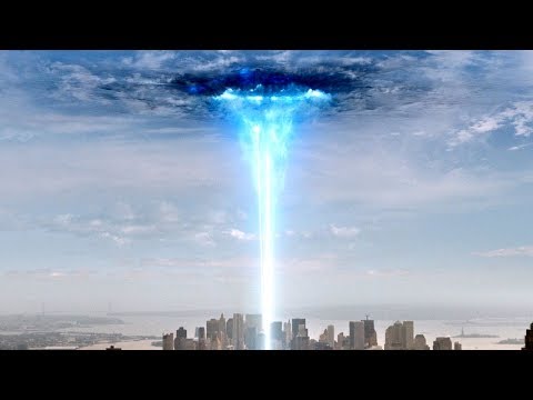 纽约上空惊现传送门，外星舰队集结，准备入侵地球！《复仇者联盟》