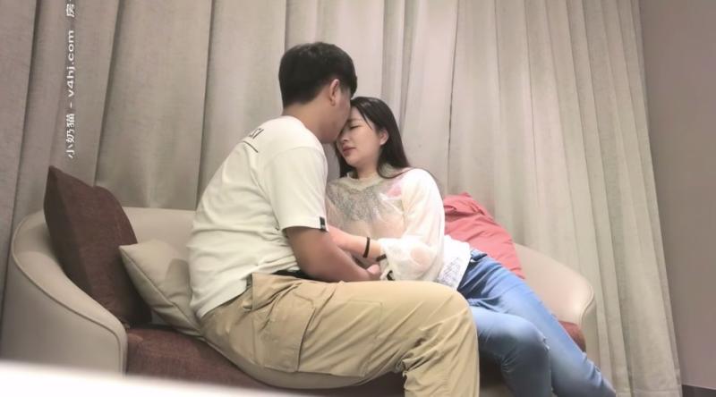 【小宝寻花】精品作之高颜粉衣萌妹 外表呆萌小姐姐胸口图腾超狂野