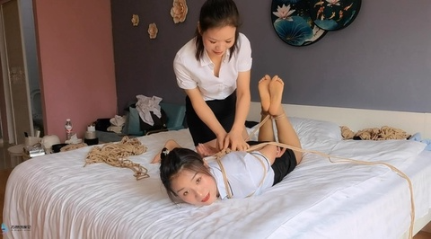《闺蜜游戏5》女女捆绑/裸足/TK挠痒