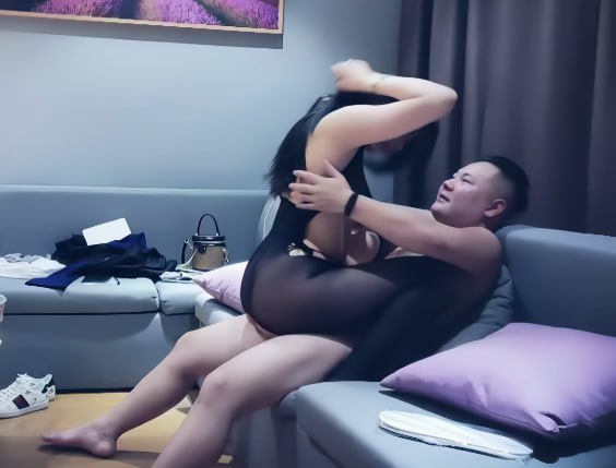 【赵总寻花】之高挑美女口技秒，连体黑丝更是绝