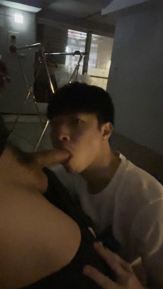 跟篮球学长色色口交