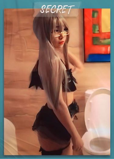 清纯反差小学妹 清纯温婉的外表下竟然如此反差，被金主爸爸带到酒店无套内射