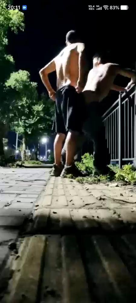 💪🏻肌肉猎人_野战刺激一下