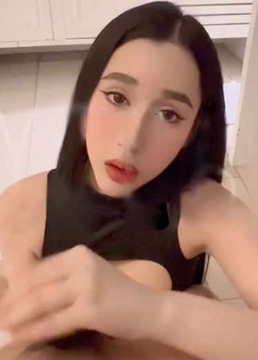 【派大星伊藤诚】172明星颜值新女主很像迪丽热巴，更少妇一些，重点可以操到