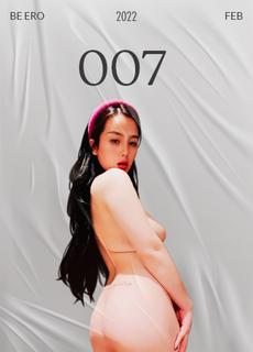 白晰美乳粉嫩逼逼