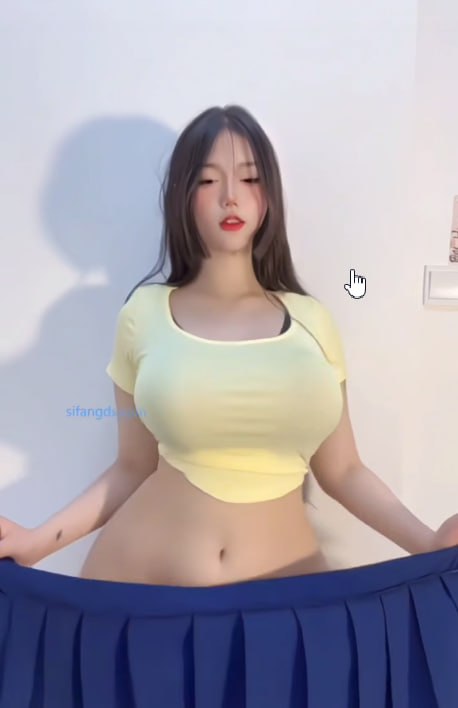 你们是不是都喜欢这种身材呀，这种肥肥的巨乳小骚货看起来真的超级色情耶😍合集1