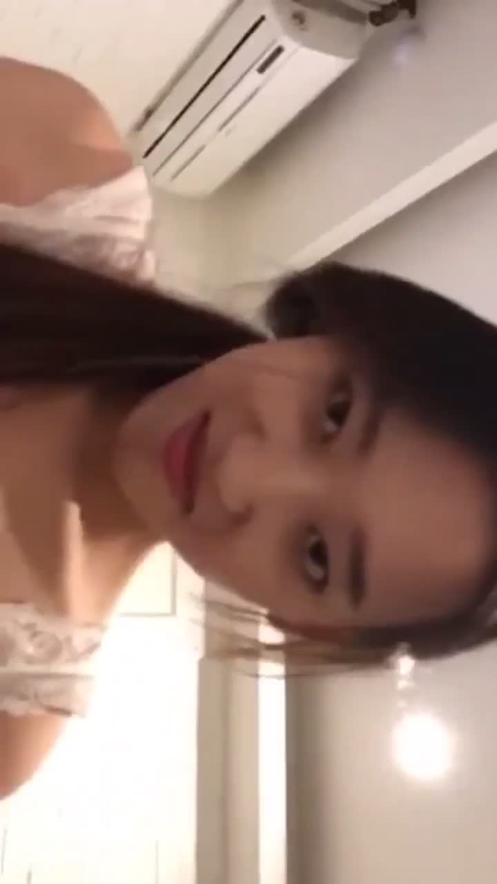 小姐姐真性感
