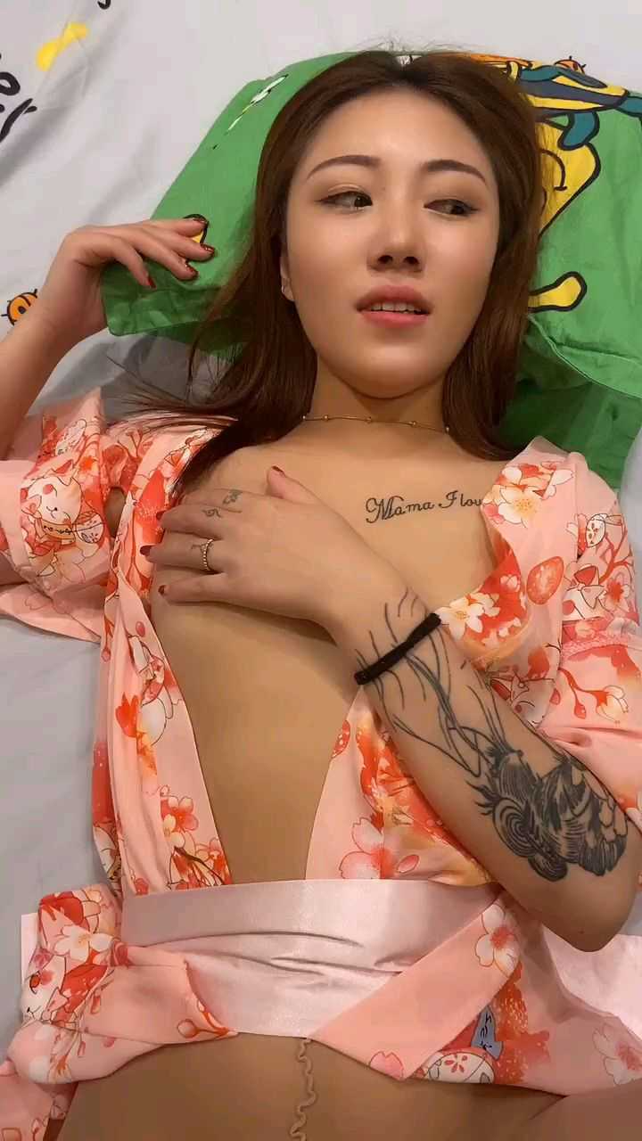 小哥哥又射到里面了 - 是小语呀