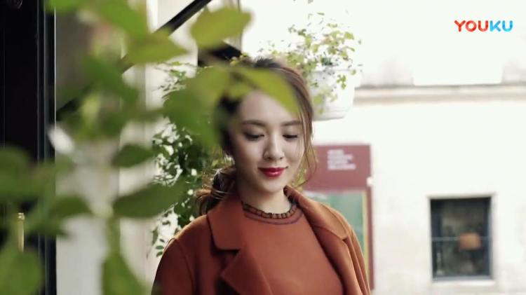 王晓晨粉嫩小穴激情自慰