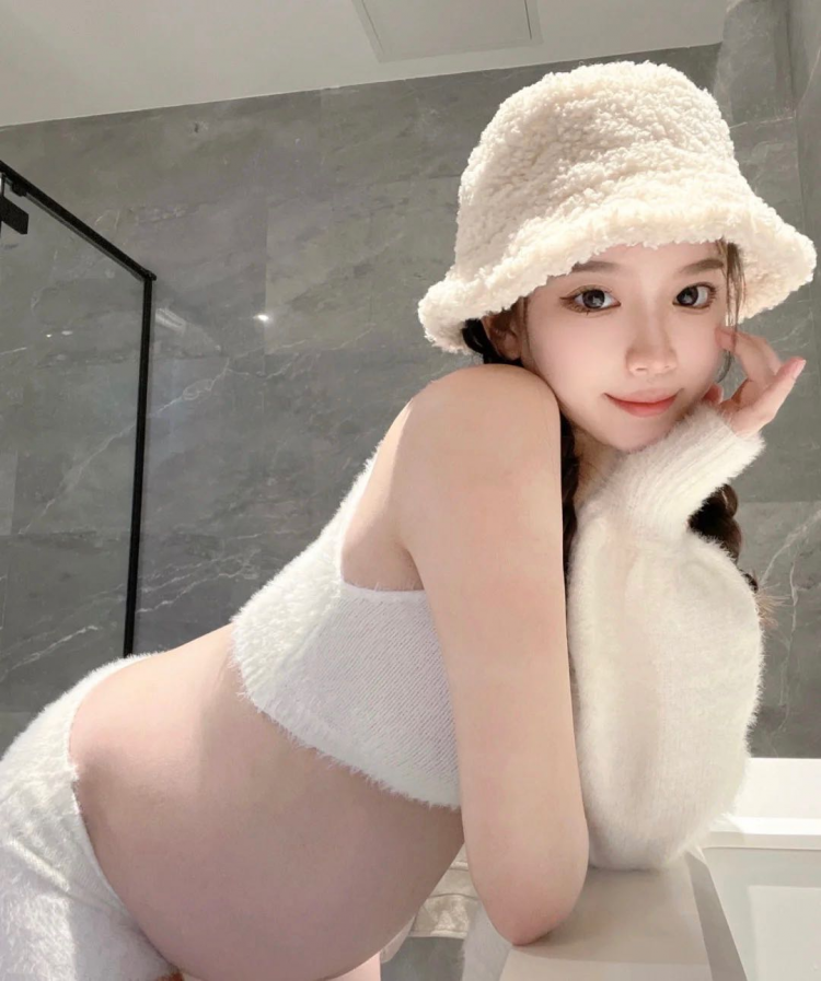 孕妇艹