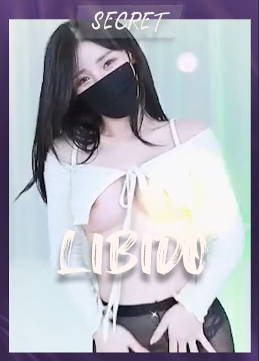 白晰抖音舞女神翩翩起舞