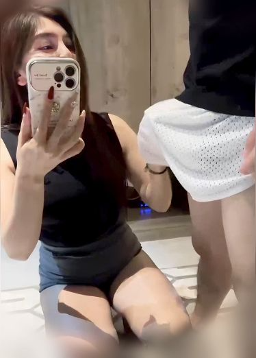 【好不容易约到你，裤子都舍不得脱？】真实路边搭讪第二弹，小哥以为长得帅被约，其实这只是主人的任务罢了