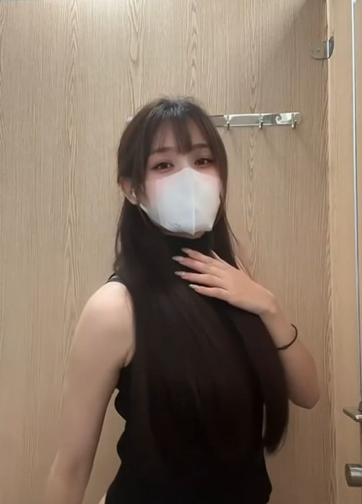 顶级颜值骚货 为什么会有这么骚的女孩