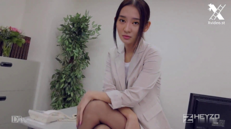 乔欣OL制服办公室诱惑导演被花式抽插
