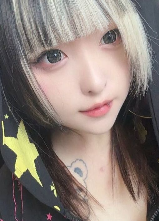 地雷小女友 男友欠 债只好卖片还钱