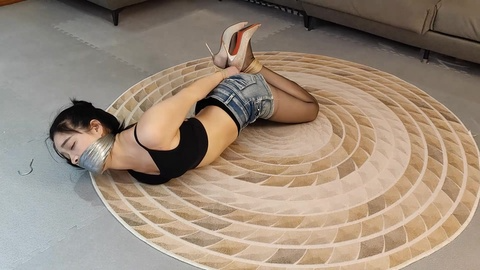 【一:-+/绳所爱】#=洛洛黑丝各种捆绑挣扎