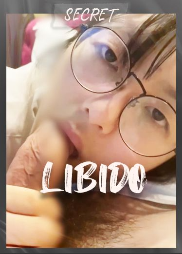 露脸白丝眼镜E奶反差罗莉续集，继续支持追更闯红灯模特