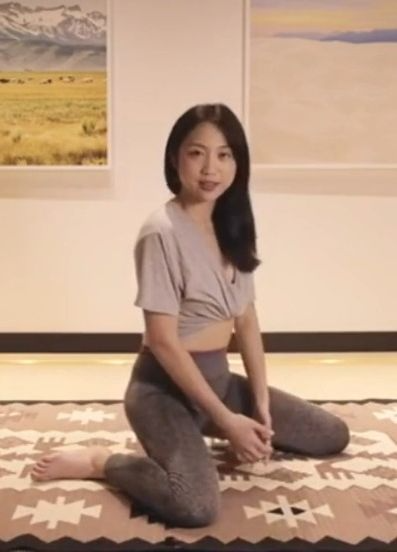中国性爱教授教女孩子如何做爱（女上位）