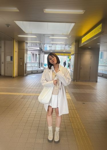 成功俘获日本可爱学生妹小嘴含紧鸡巴