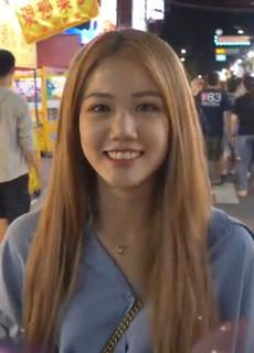小哥哥艾理 实测女生试过用脚服务？感觉居然是这样？ ！