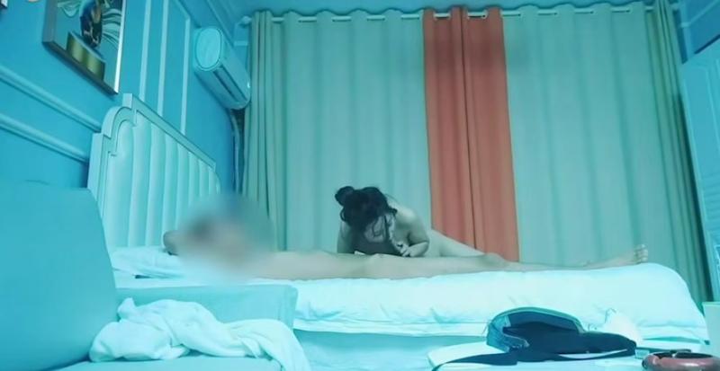 杏吧小宇 3-3000约操气质白虎妹，娇喘都透出气质