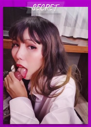 这样的制服美女给我来一打舔肉棒