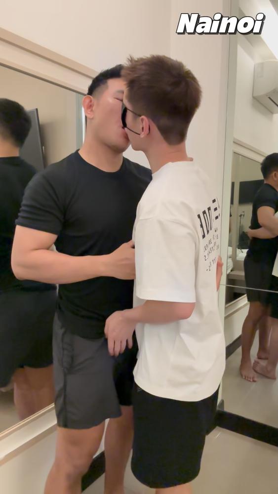 整根捅进去全身都绷得硬邦邦