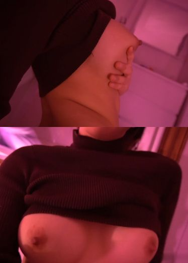毛衣秀身材完美乳型