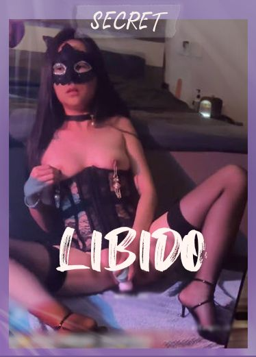 小妹妹为了取悦榜一大哥出卖肉体了