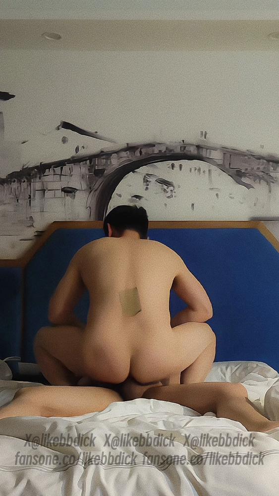 💪🏻肌肉猎人_约了个假1，鸡把没我大，主动就坐上来了