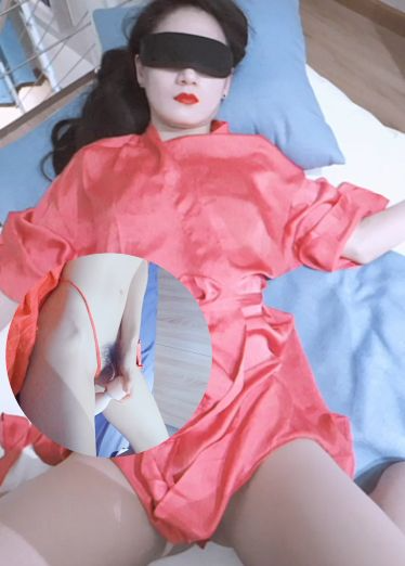 自慰棒玩弄下面